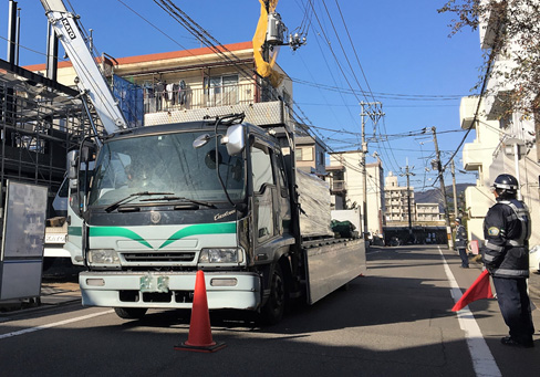 ①大手ハウスメーカーでの交通誘導警備